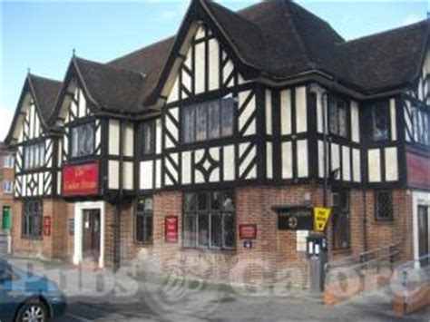 tudor arms watford